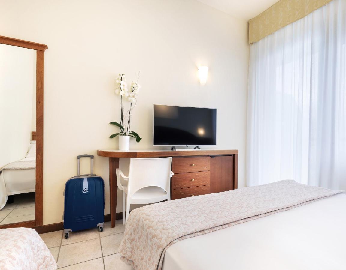 Hotel Bellevue Beach - Sul Mare Milano Marittima Exterior foto