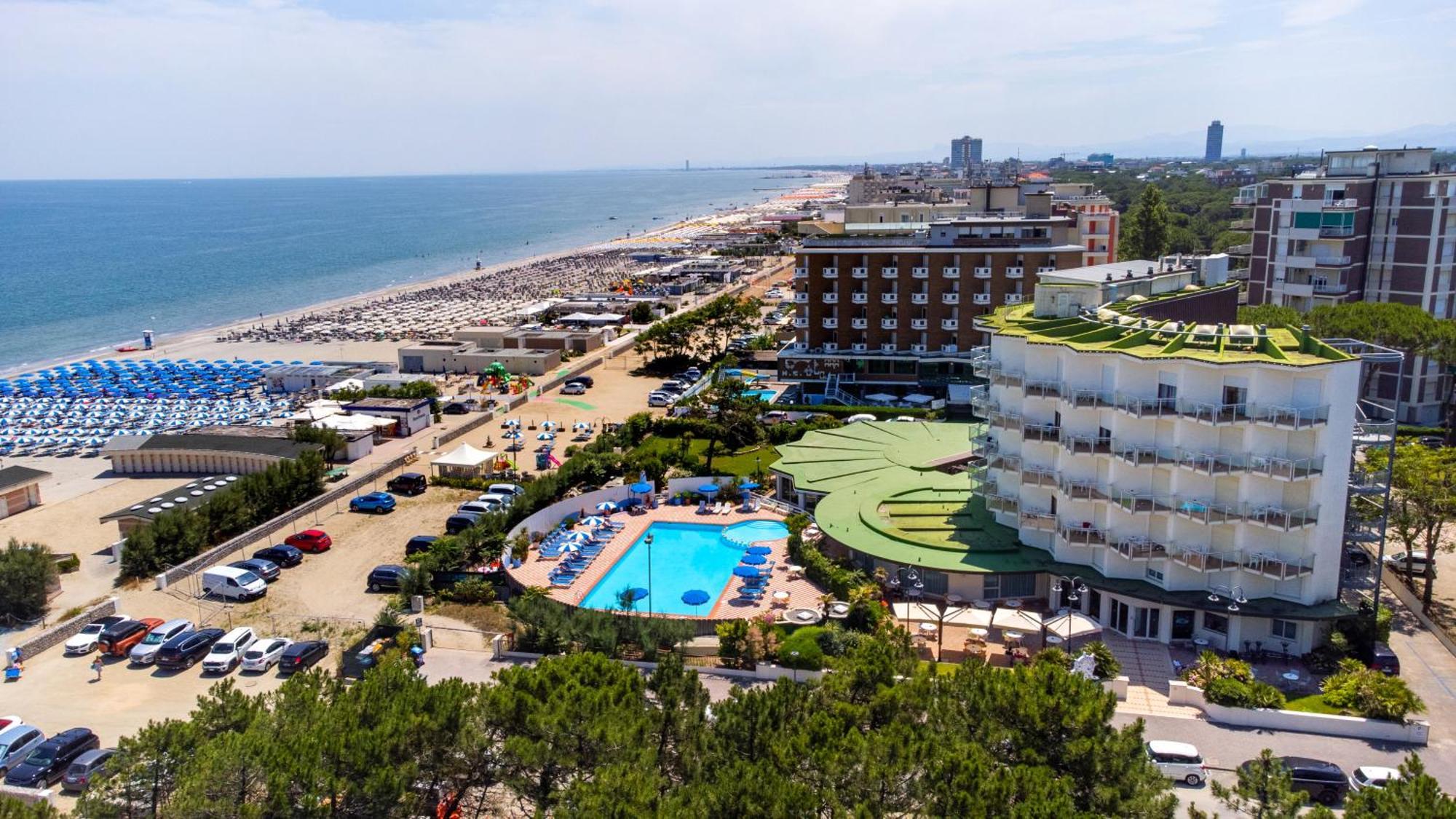 Hotel Bellevue Beach - Sul Mare Milano Marittima Exterior foto